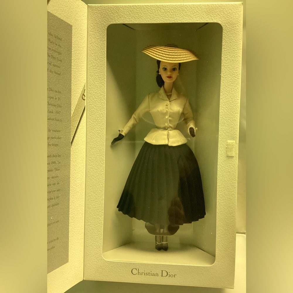 VINTAGE 1996 Barbie Christian Dior 50th Anniversary Limited Edition Doll